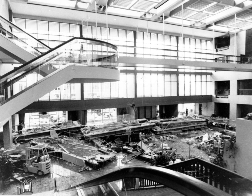 Hyatt Regency Hotel Walkway Collapse